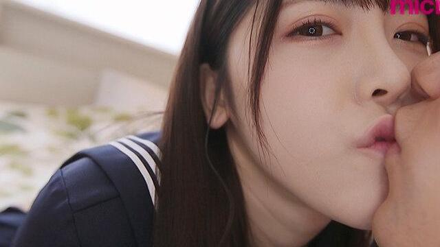 生徒との境界線を守ろうとしていた教師が、誘惑に負けて関係を超えてしまい、立場が逆転する禁断の行為に落ちていく瞬間が訪れる！