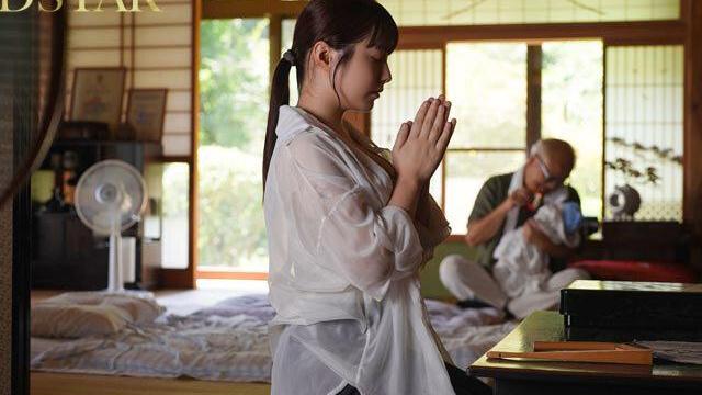 田舎出戻りの元トップアイドルシンママ♡10年ぶり兄再会で昔のように肉体関係に落ちて性の対象にされ続ける…！