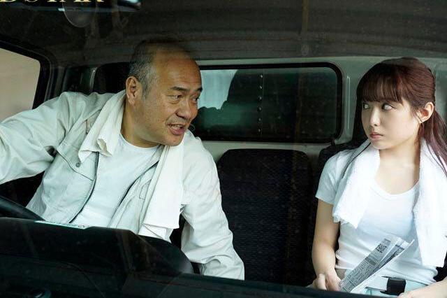 夫のため運送会社働く妻がパワハラに耐え♡欲求不満見抜かれガテン系浮気セックスのめり込む♡