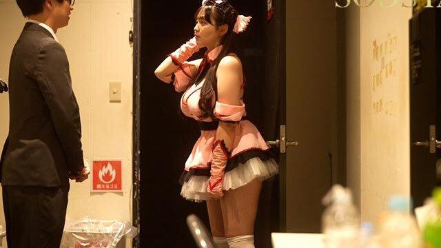 爆乳売り出し中アイドルとマネージャー禁断関係♡スキャンダル級の超エロ4本番で快楽に没頭！