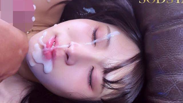 看板娘として働く彼女が兄の飲み会に誘われ、眠薬を盛られて男たちに回される。安心から恐怖へ、力関係が一変する暗い展開