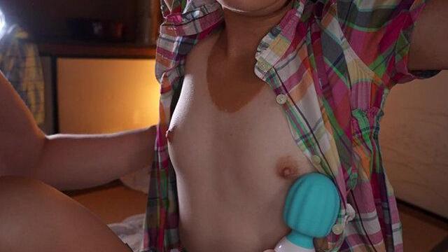 叔父と再会する姪っ子姉妹の誘惑微笑み♡日焼け素肌微乳のメス香りで快楽求めイク禁断の再会♡