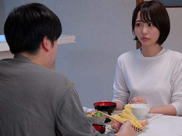 元同僚の落ちぶれた姿に同情した心が、徐々に押し切られ関係を持つ自分に戸惑いと罪悪感が激しく揺れ動く！再会の偶然が計画だったと知った時の動揺が胸を締め付ける。