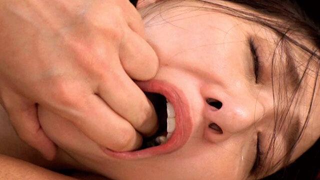 幸せな夫が妻の知らない顔を見たいとレ●プ依頼♡怯えと苦しみの表情を思う存分楽しむ鬼畜な一夜！