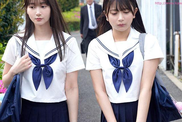 嫌いな義父に電車内で痴漢される姉妹は、恐怖と快楽の間で心が激しく揺れる♡ 泣きそうなのに体が疼き、禁断の快感に次第に溺れていく…！