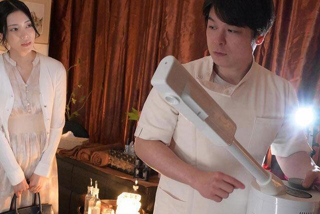 夫の為に訪れたエステで媚薬を盛られ体が火照る妻！平凡な日常が一変し開発絶頂で乱れキメセクに堕ちていく♡