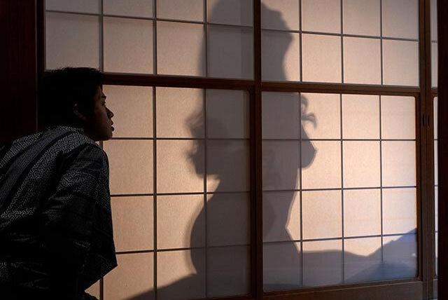 甥の熱い視線に体を熱くする私は…夫では満たされない日々を思い出し、禁断の関係だと知りながらも情欲に抗えなくなってしまう♡