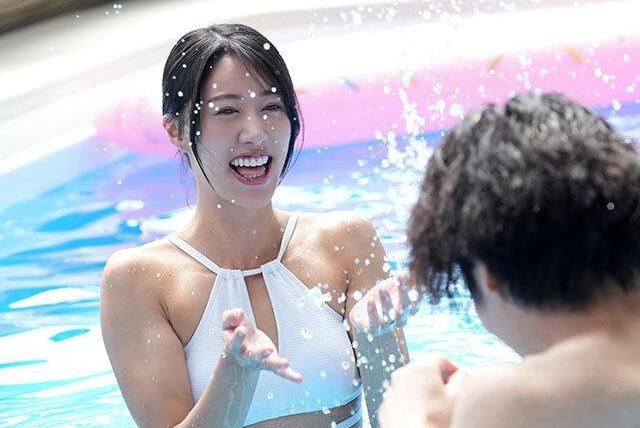 結婚5年旅行妻リゾート喜び夫仕事♡プール男出会いナイトプール大胆行為の裏切り♡