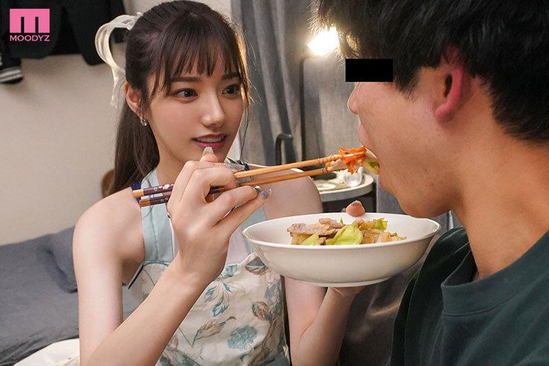 絶対的美少女がM男宅に突撃して狂犬痴女に豹変♡ベロキスと騎乗位で変態男子を徹底的にイジり倒す！