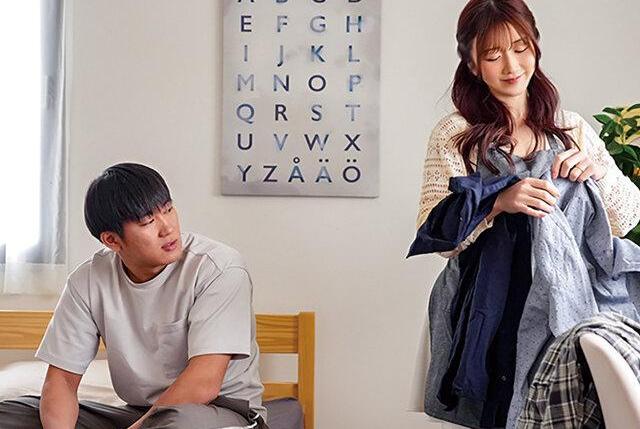 スーツで働く才色兼備の義母が引きこもりの息子にパンストを舐められ感じてしまう♡母親としての立場から一転して体を許す禁断の関係に力の移り変わりが！