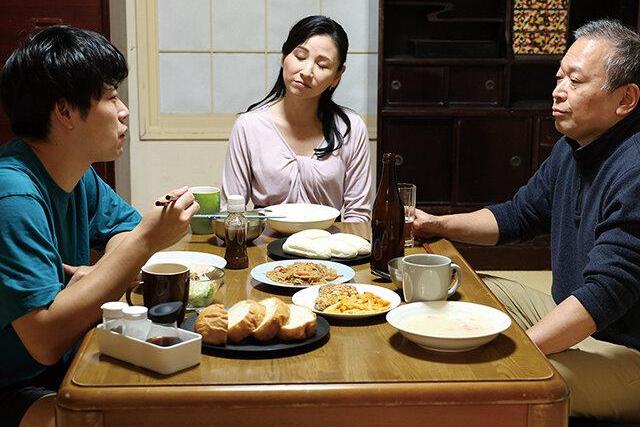 息子と一線越えた母が大家に抱かれ息子が殺人…最後の夜に歪んだ快楽に溺れまくる♡