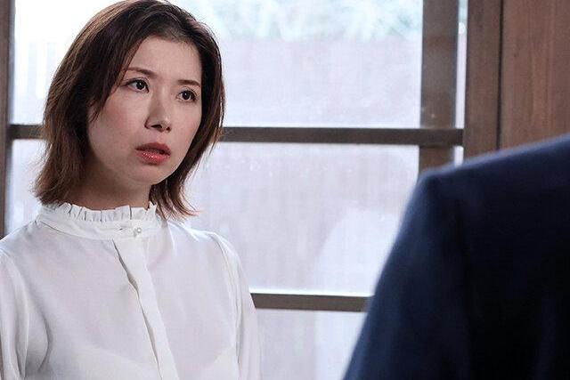 義父に貸した金の返済を迫る夫婦の苛立ち♡道中で襲われ全裸で縛られた妻の前に現れたのはまさかの義父！