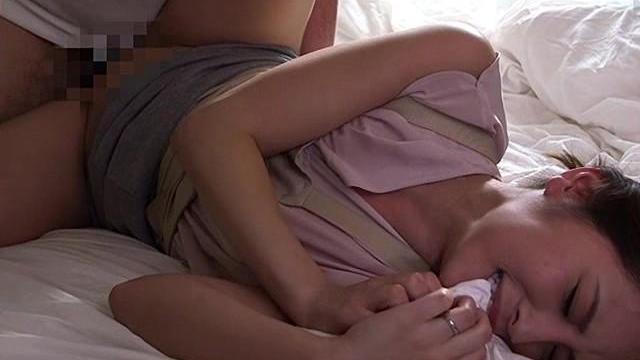 家庭思い妻に夫親友の思いがけない行為♡変わりゆく妻の秘密と禁断関係のドラマチック展開！