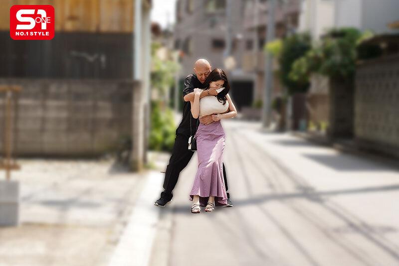 ニット着てただけでデカパイ強調されて強引魔に狙われ♡媚薬盛られて非人道的な快楽Feel So Higherに堕ちる！