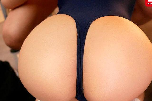 バズり中女子生徒が教師に好意向けスク水誘惑♡プリっとした体を見せつけわいせつ行為に溺れる！